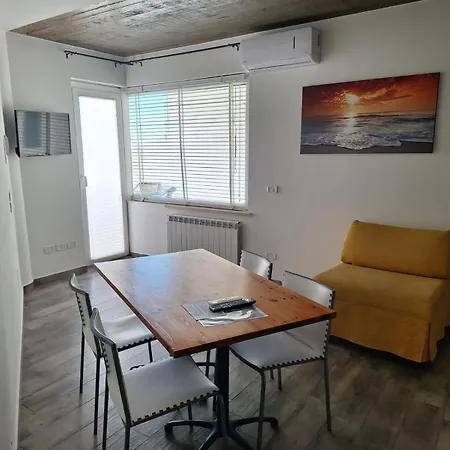 Bed & Breakfast Biancopineta - Marina 4*