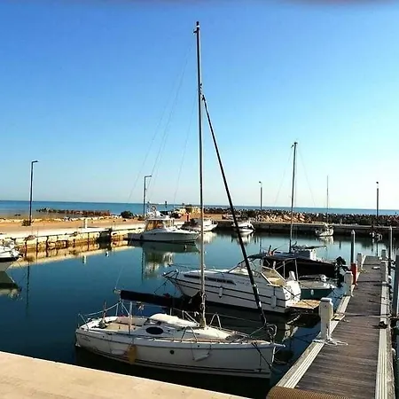 Biancopineta - Marina Bed & Breakfast San Salvo