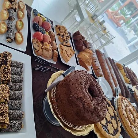 Biancopineta - Marina Bed and breakfast 4*