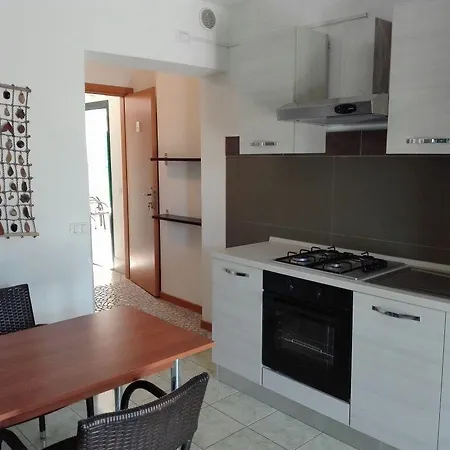 Bed and breakfast Biancopineta - Marina 4*