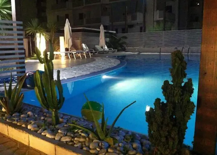 Biancopineta - Marina Bed and Breakfast 4*